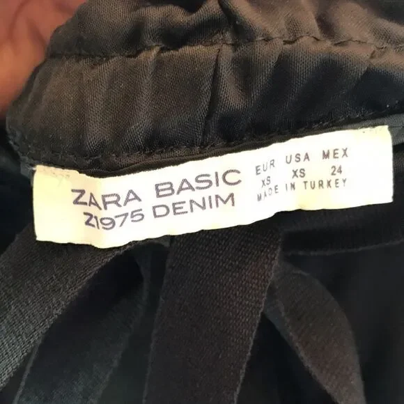 Zara women’s short   - Picture 4 of 4